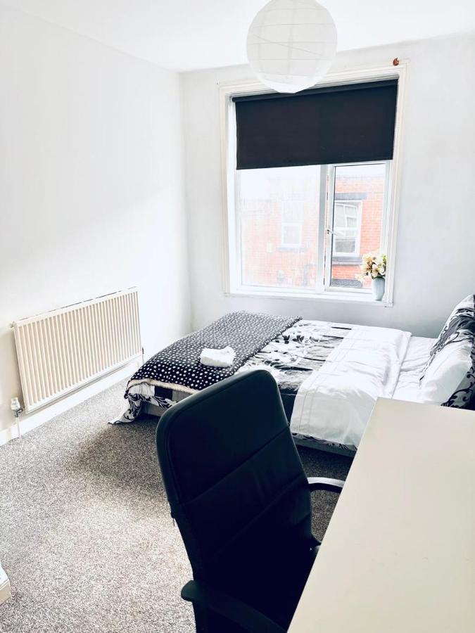 Private Room Close To Leeds University And City Centre Luaran gambar